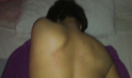 18歳の金髪ティーンが犯さよく 無料 女性 アダルト ビデオ